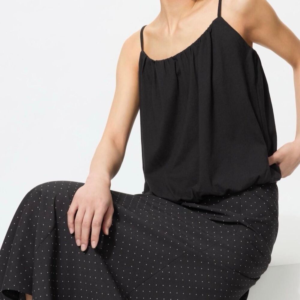 Uniqlo Women's Black Vest